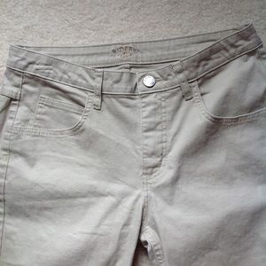 Riders by Lee Shorts - EUC Lee Rider Khaki Bermudas Riders by Lee Shorts - EUC Lee Rider Khaki Bermudas
